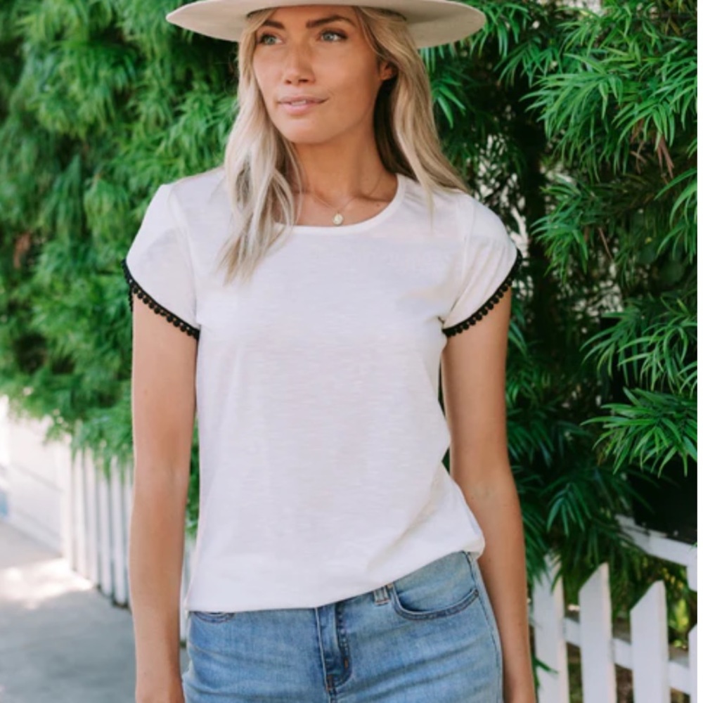 Pom Pom top